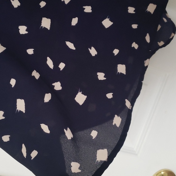 LUSH V-Neck Blouse - Picture 5 of 6